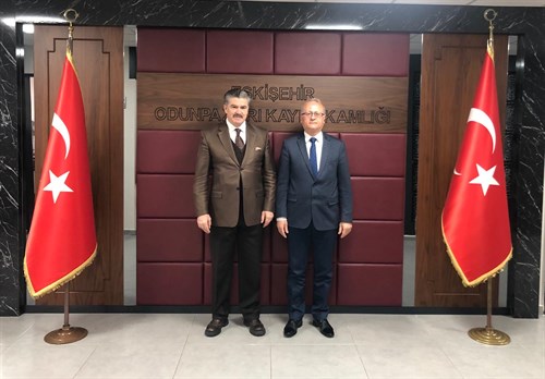 KİHBİ Dairesi Başkanı EYP İle Mücadele Koordine Müdürü Albay Ömer Karabulut, Kaymakamımız Ömer Ulu’ yu Ziyaret Etti.